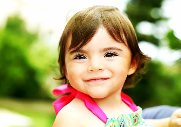 Malá dívka detailní portrét — Stock fotografie