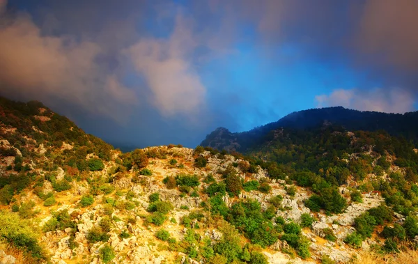 Закат в горах — стоковое фото