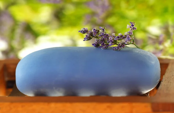 Soap with tiny flower — Stock Photo, Image