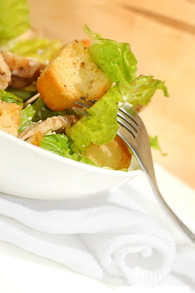 Kuřecí salát caesar — Stock fotografie