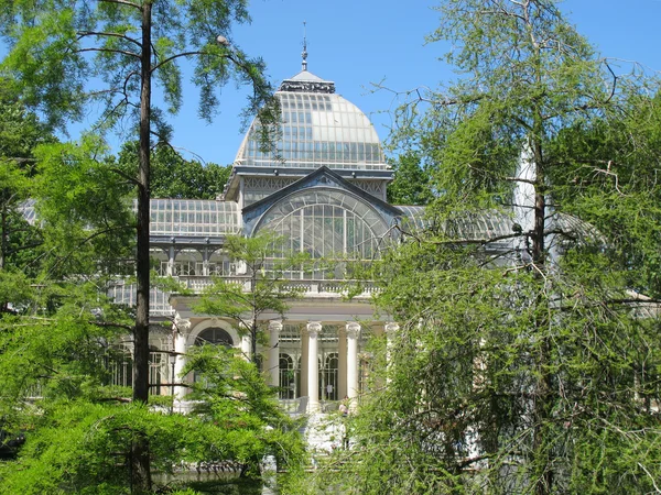 Palácio de Cristal no parque Retiro em Madrid Espanha — Fotografia de Stock