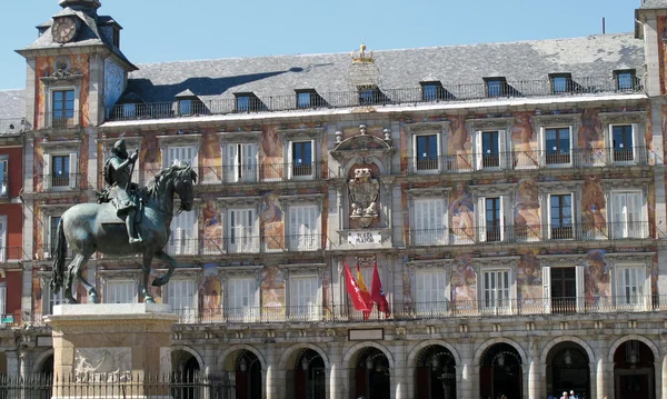 Detalj av byggnad på plaza i Spanien i madrid — Stockfoto