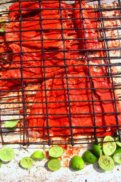 Achiote a citronem tikinchick omáčka grilované rybí filé — Stock fotografie