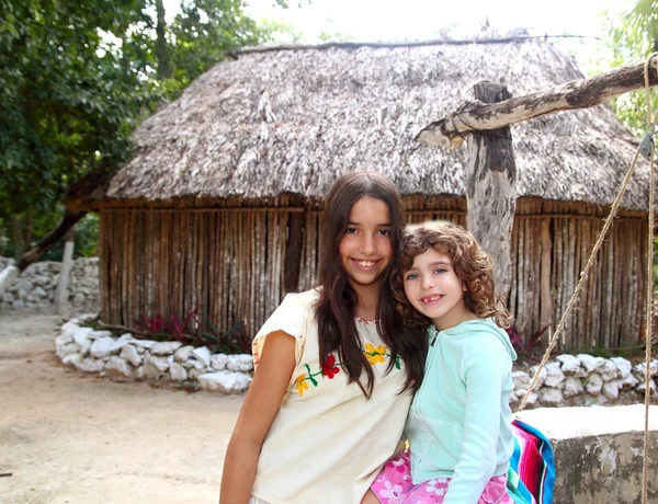 Indian mayan latin girl with her caucasian friend — Stock Photo, Image