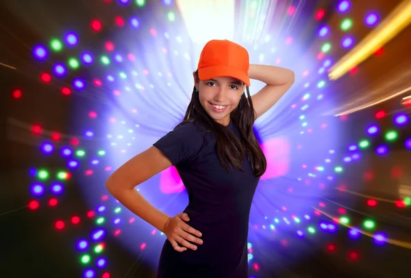 美丽拉丁裔少女橙色帽构成 — 图库照片