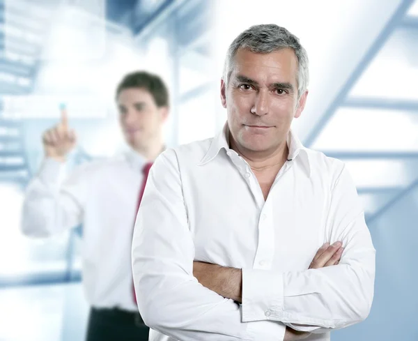 Senior gray hair manager in hi-tech office — Stock Photo, Image