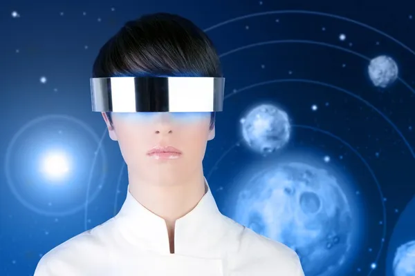 Srebrny futurystyczne okulary kobieta miejsce planet — Zdjęcie stockowe