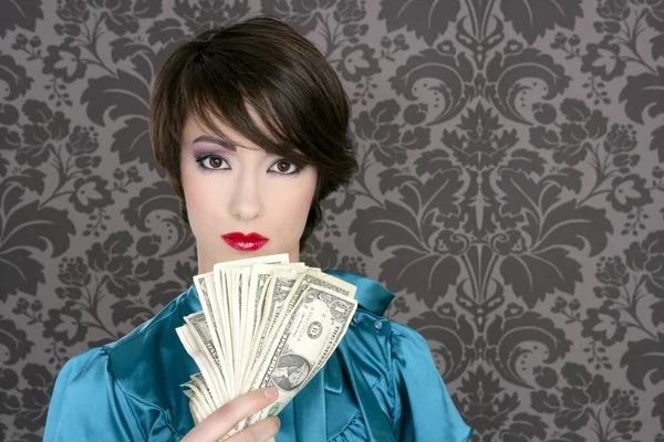 Mulher de moda dólar com muitas notas na mão — Fotografia de Stock