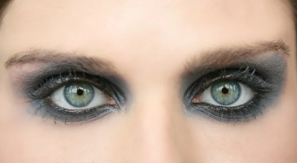 Zöld szemét fekete nő smink szem árnyék — Stock Fotó