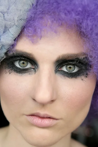 Černá make-up oční stíny modelu — Stock fotografie