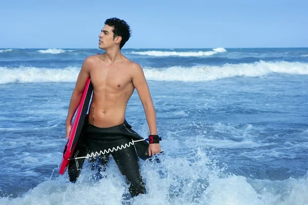 Plaj yaz plaj portre genç sörfçü — Stok fotoğraf