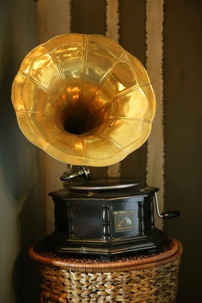 Stary gramofon — Zdjęcie stockowe