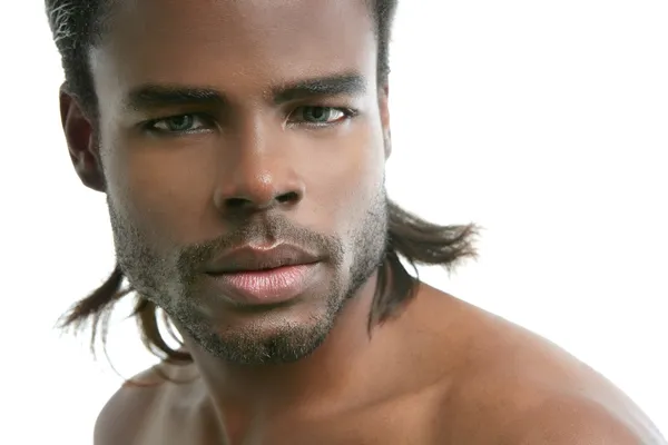 Afro-Amerikan sevimli siyah genç adam portresi — Stok fotoğraf