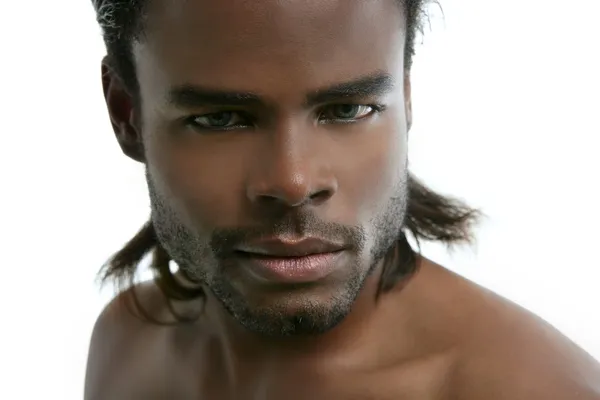 Afro-Amerikaanse jonge knappe man portret — Stockfoto
