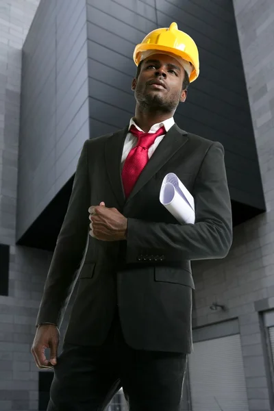 Αφρικανικός Αμερικανός αρχιτέκτονας μηχανικός κίτρινο hardhat — Φωτογραφία Αρχείου