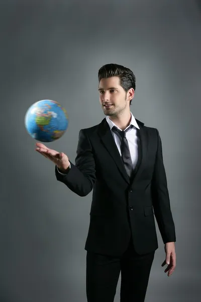 Mondo globo mappa sfera in mano uomo d'affari — Foto Stock