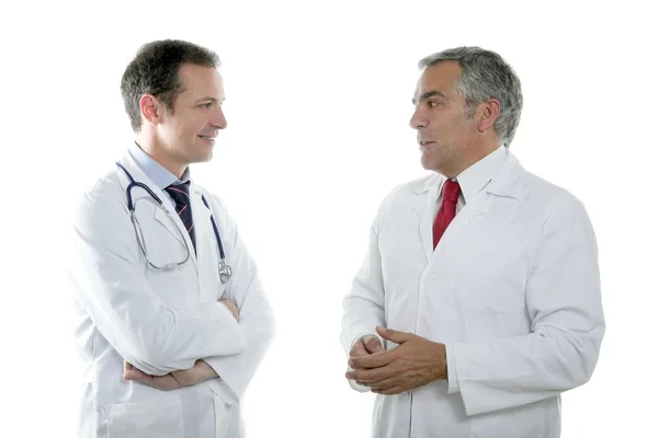 Doktorlar takım uzmanlık kıdemli kravat konuşmak — Stok fotoğraf