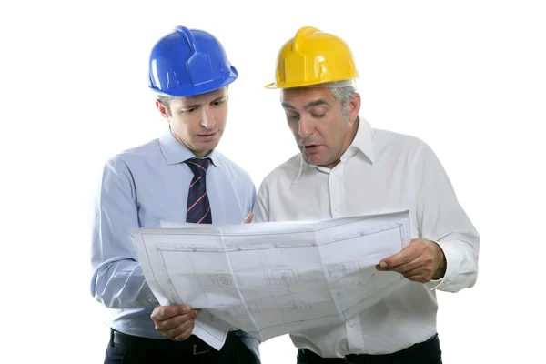 Mérnök, építész két szakértői csapat terv hardhat — Stock Fotó