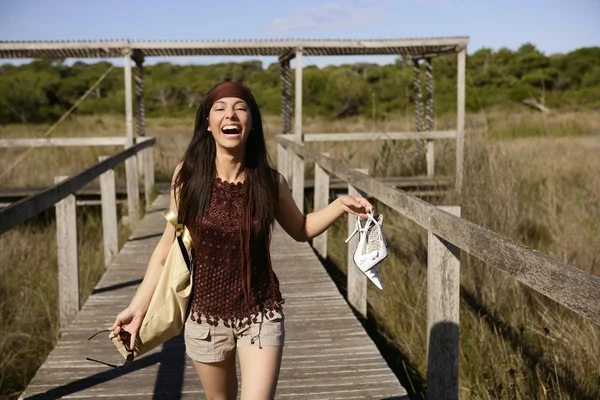 Schöne Frau, Touristin läuft gestresst — Stockfoto