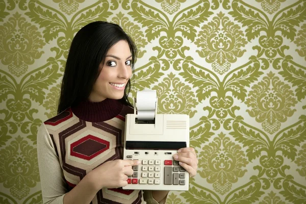 Fondo de pantalla de retro contable mujer calculadora — Stockfoto