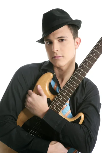 Jeune guitariste masculin sexy, cravate et chapeau noir — Photo