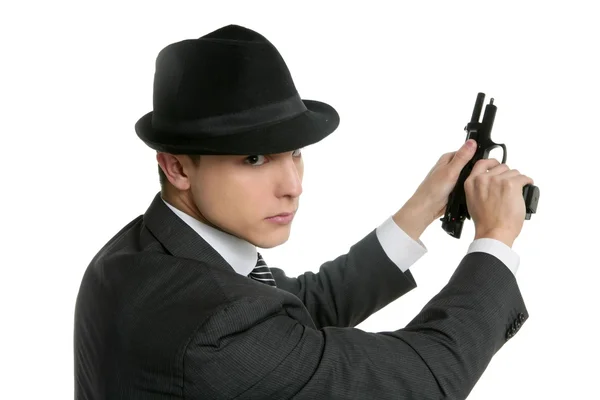 Klasszikus maffia portré, férfi fekete öltöny és a pisztoly — Stock Fotó