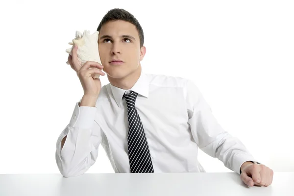 Uomo d'affari con conchiglia isolata su bianco — Foto Stock