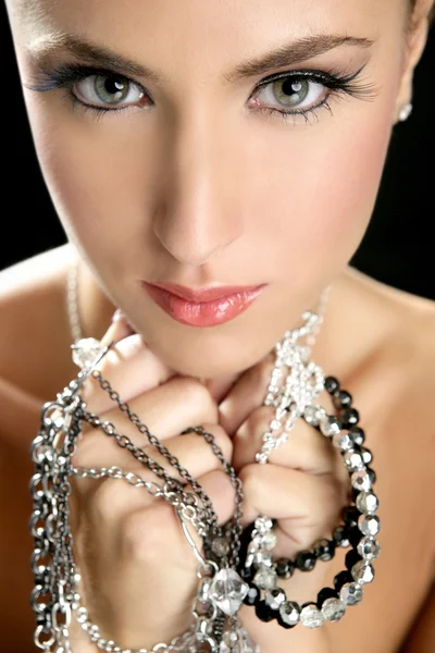 Atraktivní módní elegantní žena šperky — Stock fotografie