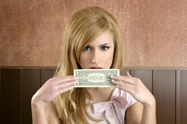 Dolar nota retro mulher segurando mão escondendo rosto — Fotografia de Stock