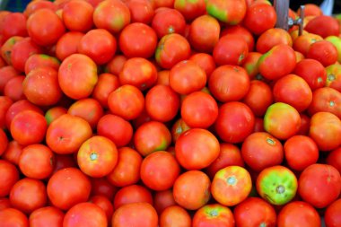 sebze pazarı kırmızı domates Höyük