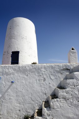 Formentera Ibiza Adası beyaz evler