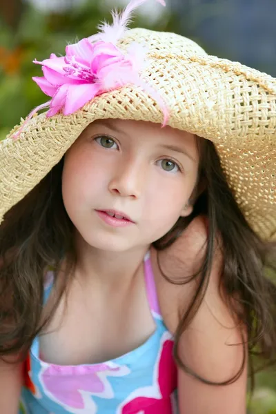 Close-up retrato de bela menina adolescente — Fotografia de Stock