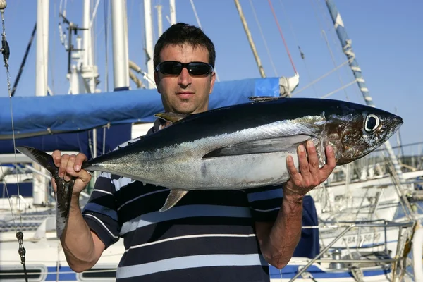 Big game fisherman with saltwater tuna — Stock Photo, Image