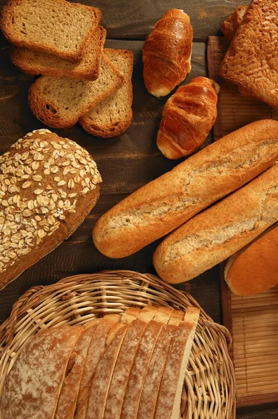 Gevarieerde brood stilleven — Stockfoto