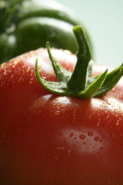 Tomates bicolores, variété verte et rouge — Photo