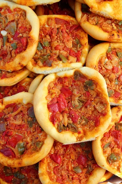 Κόκα ντε dacsa μεσογειακή πίτσα από την Ισπανία — Φωτογραφία Αρχείου