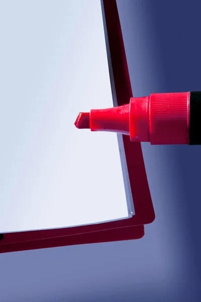 Blank copy space notebook with red big pen marker — Stock Photo, Image