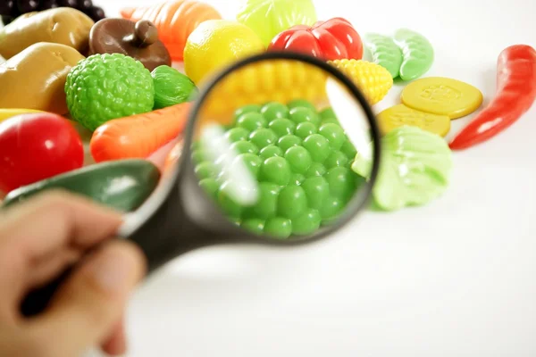 Пластикова гра, підроблені різноманітні овочі та фрукти — стокове фото