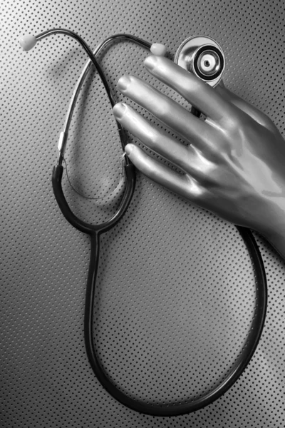Gesundheit Stethoskop futuristische silberne Hand — Stockfoto