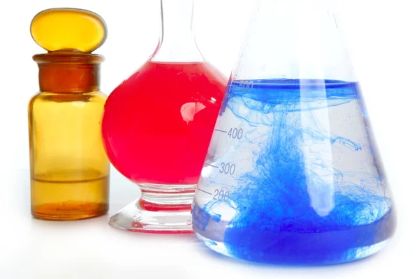 Laboratório de pesquisa química com equipamento químico — Fotografia de Stock