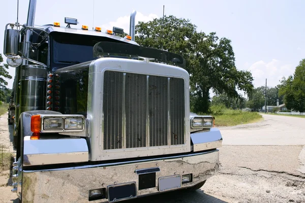 Americký truck s stainelss ocel — Stock fotografie
