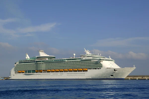 Cruise v ostrově ibiza, středomořské slunce — Stock fotografie