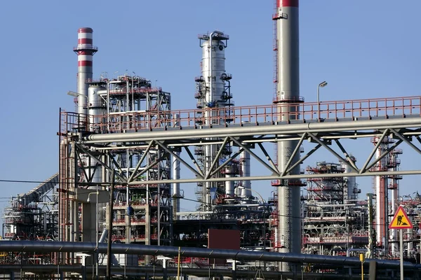 Impianti petroliferi chimici distilleria a benzina — Foto Stock