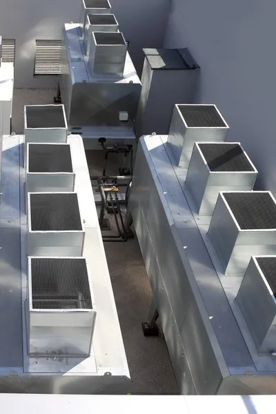 Klimatyzacja przemysłowa maszyna srebrny szary — Zdjęcie stockowe