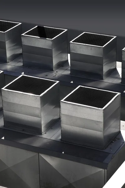 Condizionatore d'aria industriale grigio argento macchina — Foto Stock