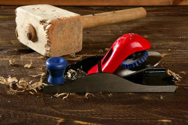 Planer carpenter hand tool wood shaving — Stock Photo, Image