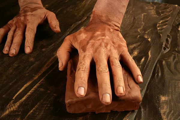 Pottery craftmanship potter hands work clay — Stockfoto