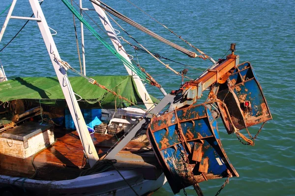 Trawler βάρκα αντιμετώπιση πλάκες downrigger — Φωτογραφία Αρχείου