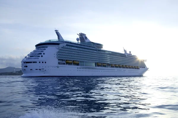 Cruise v ostrově ibiza, středomořské slunce — Stock fotografie