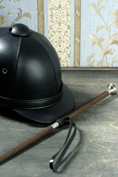 Equiestrian sombrero de cuero negro todavía detalle —  Fotos de Stock